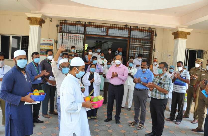 365 Corona-patient-discgarge-in Tamilnadu till now तमिलनाडु में अबतक कोरोना के 365 मरीज हुए ठीक, अस्पताल से मिली छुट्टी