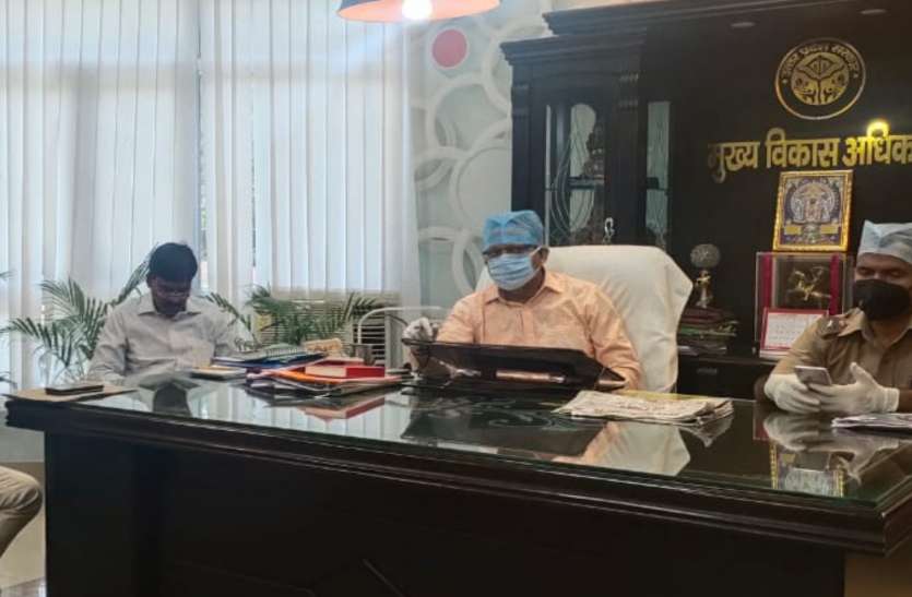 कोविड-19, कोरोना वायरस से बचाव के लिये आधुनिक ऐप कारगर, करें डाउनलोड कोविड-19, कोरोना वायरस से बचाव के लिये आधुनिक ऐप कारगर, करें डाउनलोड