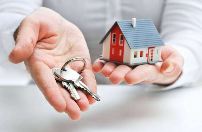 real estate business in poor condition due to coronavirus lockdown पहले से मंदी झेल रहे रियल स्टेट पर कोरोना कहर बनकर टूटा, जानिए एक्सपट्र्स की राय