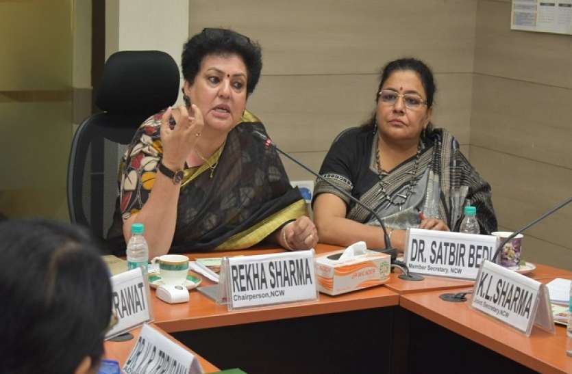 rekha_sharma.jpg महिला आयोग की अध्यक्ष रेखा शर्मा ने बताए घरेलू हिंसा से बचने के तरीके