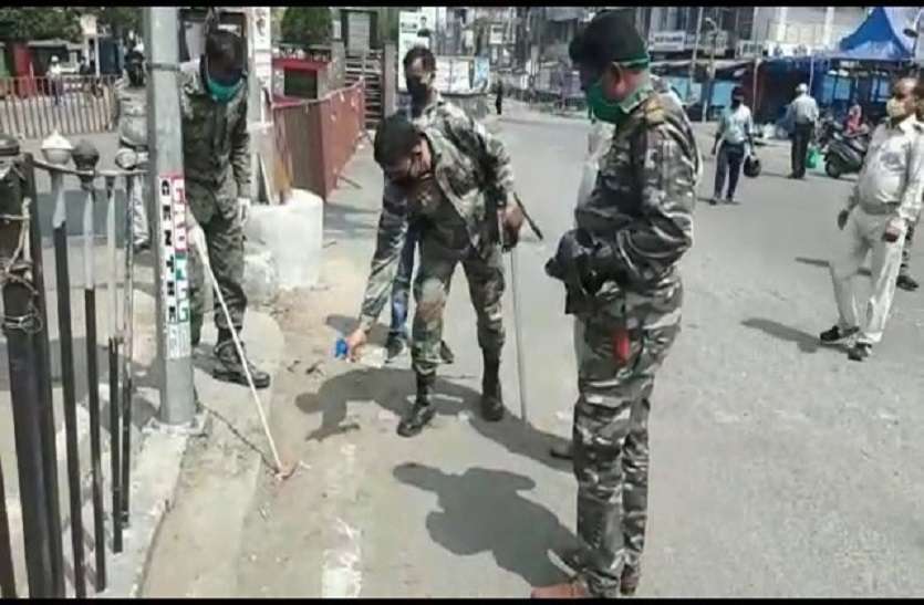 रुपयों में नजर आ रहा था कोरोना का भूत, किसी ने नहीं उठाए रुपयों में नजर आ रहा था कोरोना का भूत, किसी ने नहीं उठाए
