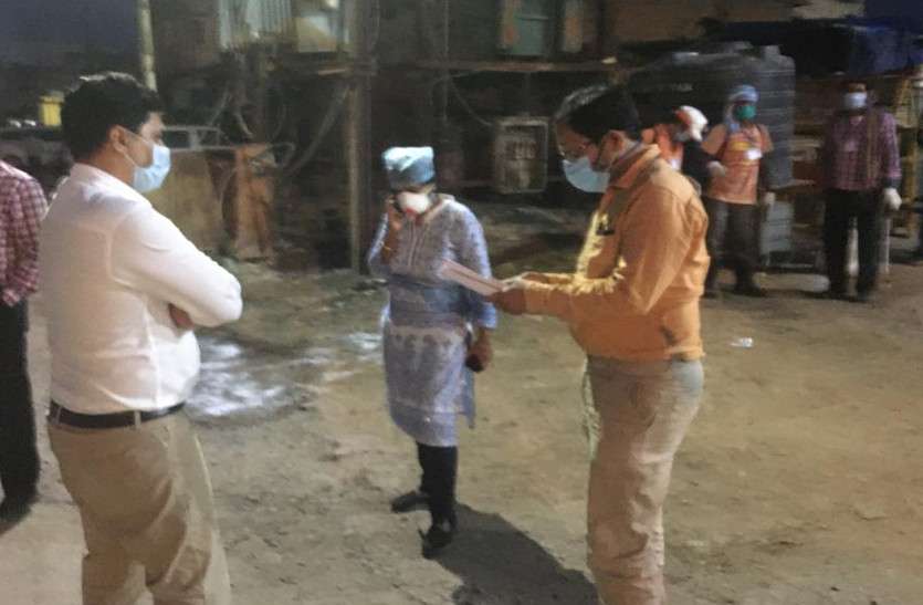 ये हैं कोरोना के असली फाइटर्स, कोई पर्दे के पीछे रहकर तो कोई प्रत्यक्ष रूप से निभा रहा अपना फर्ज, इनके जज्बे को सलाम