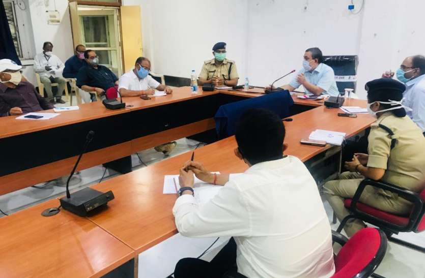 Administration is prompt for prevention of corona infection कोरोना संक्रमण की रोकथाम के लिए प्रशासन है मुस्तैद