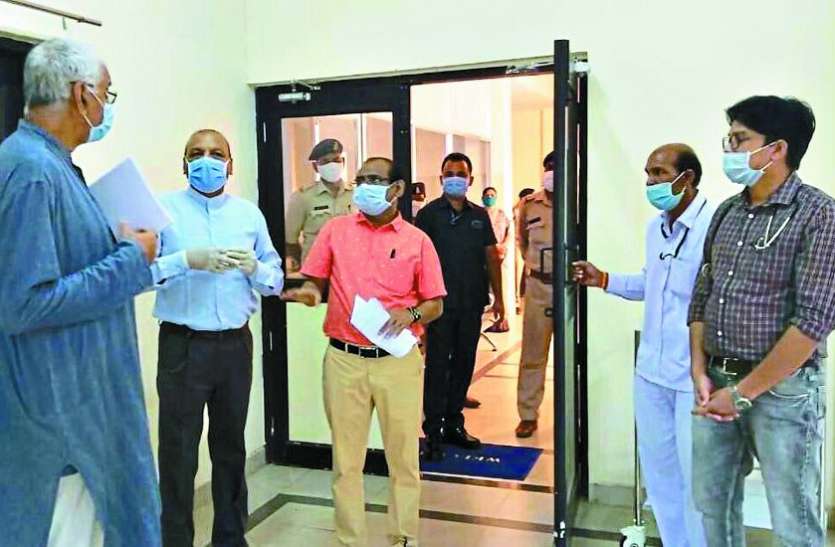 रायपुर, राजनांदगांव और दुर्ग में कोविड-19 हॉस्पिटल हुआ तैयार रायपुर, राजनांदगांव और दुर्ग में कोविड-19 हॉस्पिटल हुआ तैयार