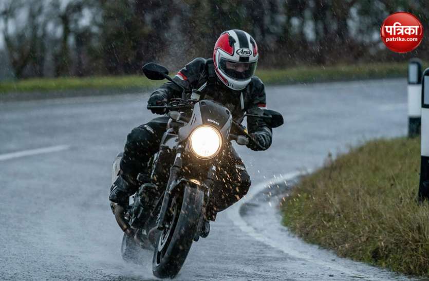 Rain Can Harm Your Bike भूलकर भी बारिश में ना खड़ी करें अपनी बाइक, इंजन पर पड़ता है प्रभाव