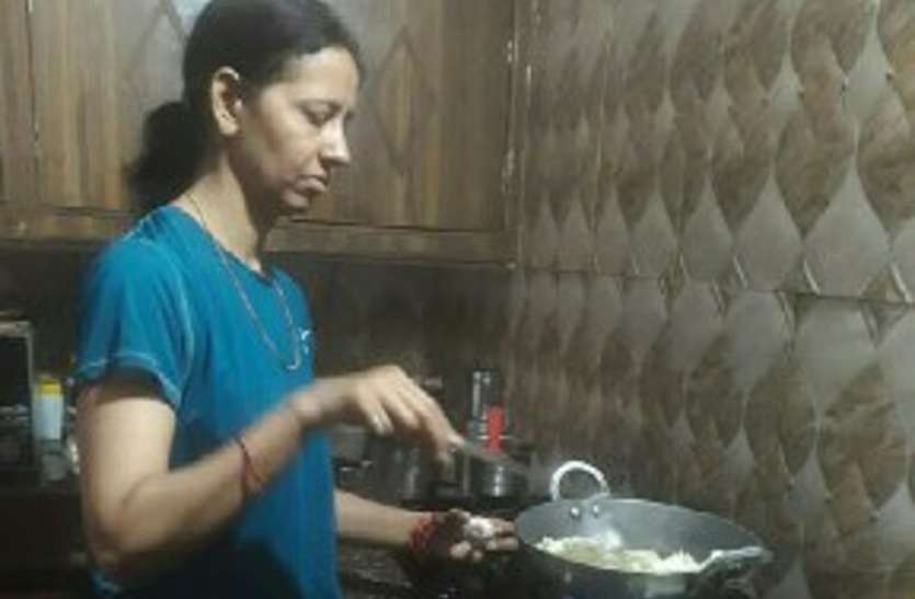 Garlic Day Special बड़े काम की गार्लिक , टेस्ट और हेल्थ के लिए फॉरएवर बेस्ट