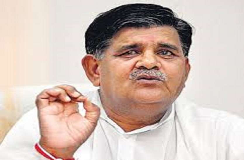 विधानसभा में नेता प्रतिपक्ष गुलाबचंद कटारिया कटारिया बोले अफसर फोन नहीं उठाते, पानी का संकट बढ़ा