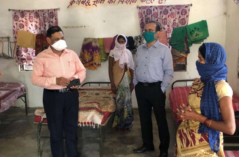 The commissioner asked if there was any problem in eating and drinking कमिश्नर ने पूछा खाने पीने में कोई दिक्कत, जवाब आया नहीं कोई तकलीफ
