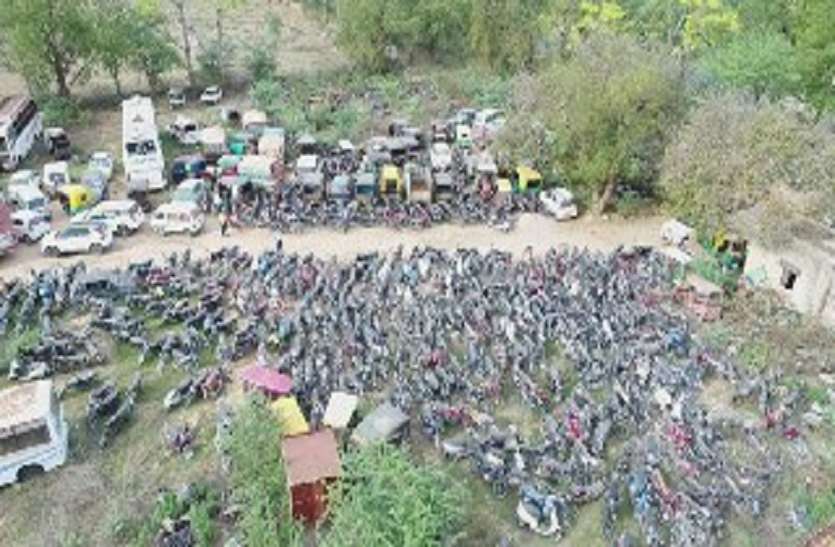 jaipur जयपुरवासियों ने यह क्या किया, पुलिस को जब्त करने पड़ गए 13608 वाहन