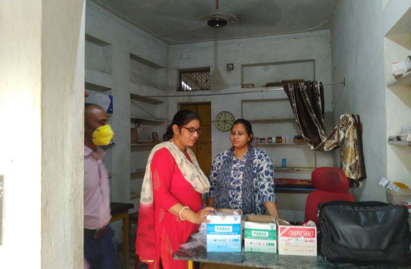 sarada.jpg झोलाछाप के अवैध क्लीनिक को किया सील, बड़ी मात्रा में दवाइयां की जब्त