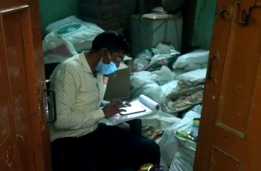 vlcsnap-2020-04-23-14h49m39s382.png Bijnor: पान मसाला बेच रहे दुकानदर को मिली यह सजा