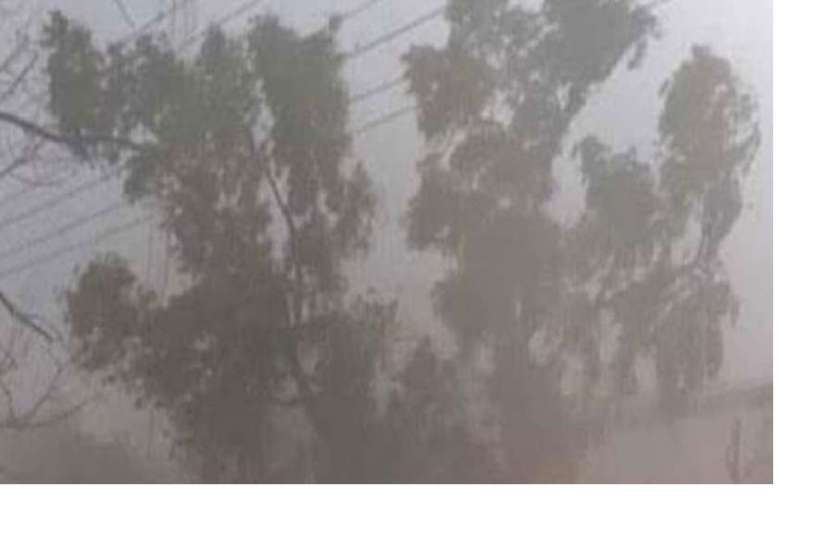West Bengal Weather Update :बारिश से पारा लुढक़ा, तेज गर्मी से मिली राहत West Bengal Weather Update :बारिश से पारा लुढक़ा, तेज गर्मी से मिली राहत