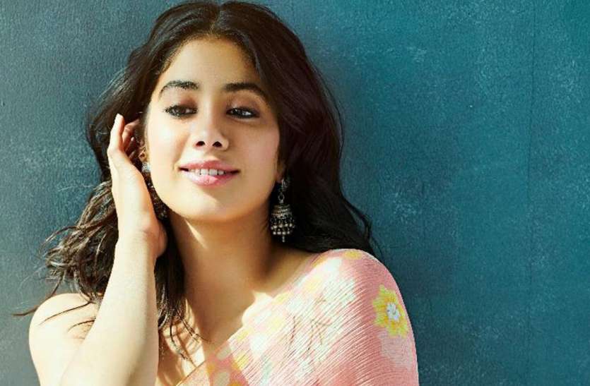 Janhvi Kapoor Shares Her Sun Kissed Selfie Flaunting Her