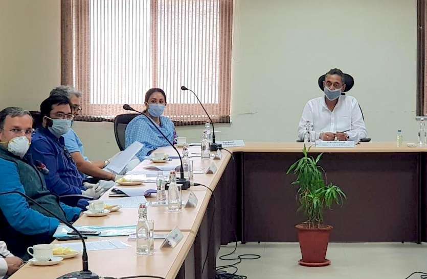 फ़ाइल फ़ोटो जिले के 6 राजस्व निरीक्षक, नायब तहसीलदार के पद पर पदोन्नत