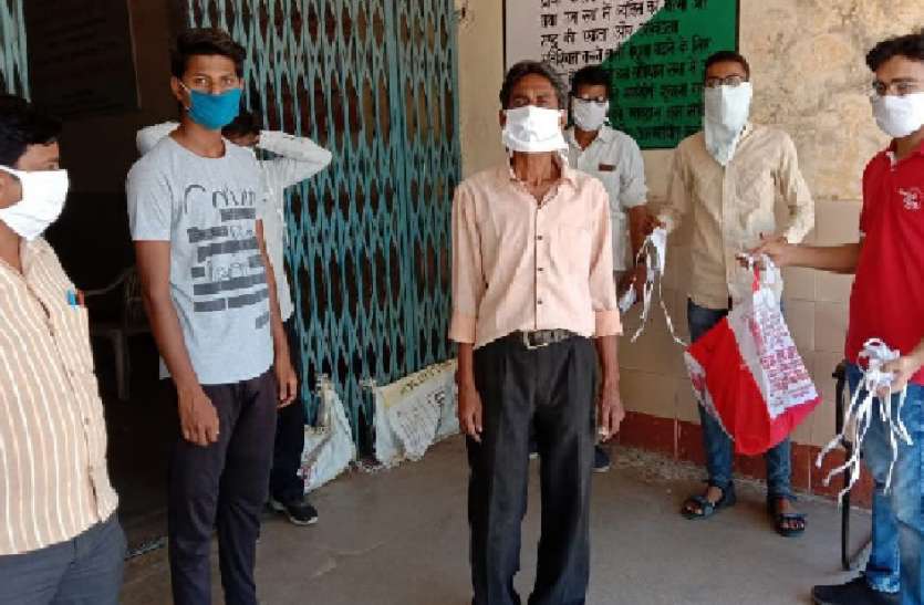 मदद का बढ़ रहा कारवां, जरूरतमंद तक पहुंच रही राहत मदद का बढ़ रहा कारवां, जरूरतमंद तक पहुंच रही राहत