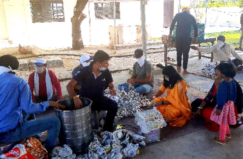 सेवा का जज्बा बरकरार, जरूरतमंदों तक पहुंच रही राहत सेवा का जज्बा बरकरार, जरूरतमंदों तक पहुंच रही राहत