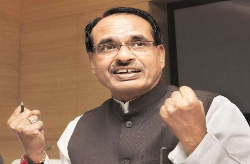 shivraj_singh.jpg कल घर आ सकते हैं शिवराज सिंह, बोले- इस बार मोबाइल से भी मनाएं त्योहार