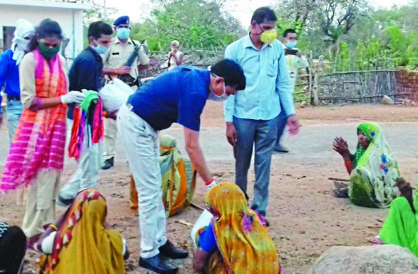 Government opened stores for the poor in lockdown crisis लॉकडाउन के संकट में गरीबों के लिए सरकार ने खोले भण्डार