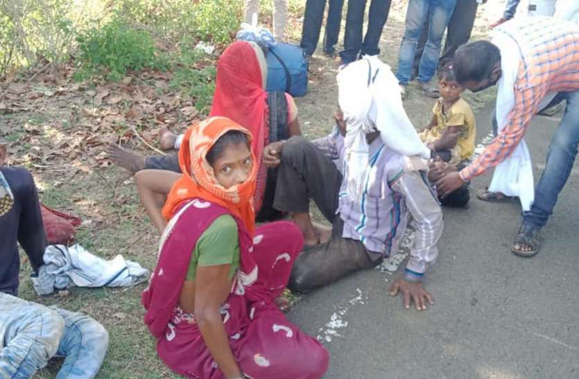 Workers trapped in lockdown were getting made to return home लॉकडाउन में फंसे श्रमिक घर लौटने के लिए बनवा रहा था पास, पिकअप से कुचलकर मौत