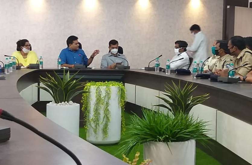 जिले में अब तक 71 हजार से अधिक लोगों का हुआ आगमन जिले में अब तक 71 हजार से अधिक लोगों का हुआ आगमन