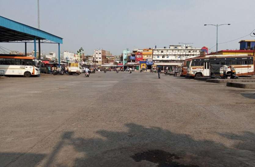 Shop of Singrauli market open in third phase of lockdown Covid-19 लॉकडाउन के तीसरे चरण में बाजार की खुली सभी दुकान