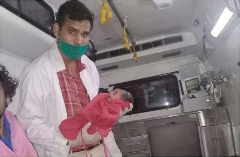 108 स्टाफ ने कराई गर्भवती महिला की सुरक्षित डिलीवरी, दोनों स्वस्थ 108 स्टाफ ने कराई गर्भवती महिला की सुरक्षित डिलीवरी, दोनों स्वस्थ