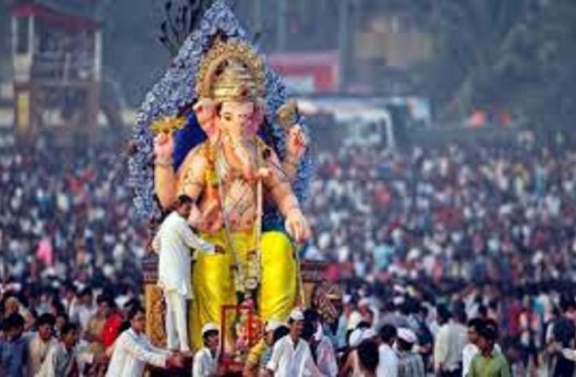 गणेशोत्सव सादगी से मनाने के लिए मानसिक रूप से तैयार गणेशोत्सव सादगी से मनाने के लिए मानसिक रूप से तैयार