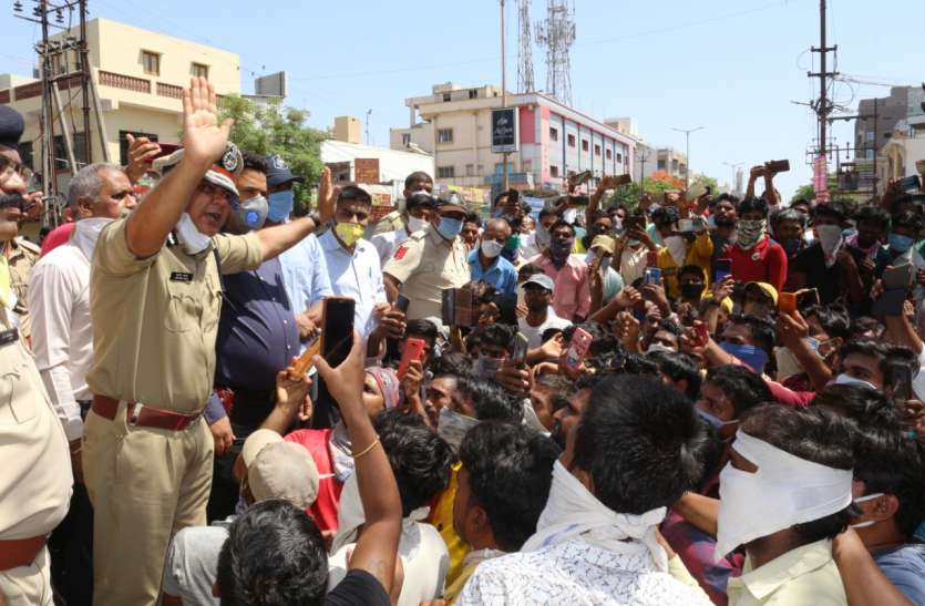 Lockdown 3.0: प्रवासी मजदूरों की रकम नहीं होने, पर्याप्त भोजन नहीं दिए जाने की भी शिकायत Lockdown 3.0: प्रवासी मजदूरों की रकम नहीं होने, पर्याप्त भोजन नहीं दिए जाने की भी शिकायत