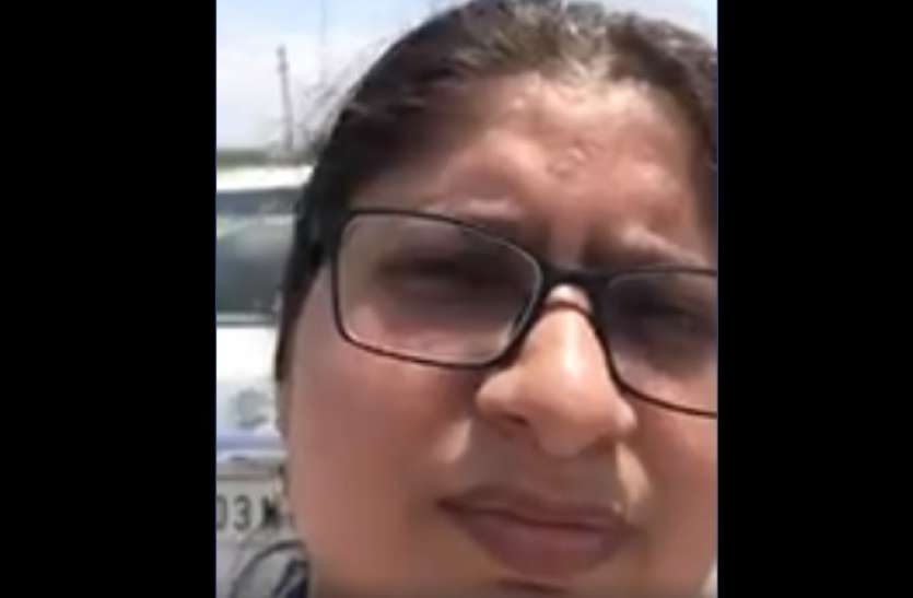 rani.jpg Ghaziabad: महिला आईएएस ने दिया इस्तीफा, जानिए क्या है मायावती से संंबंध