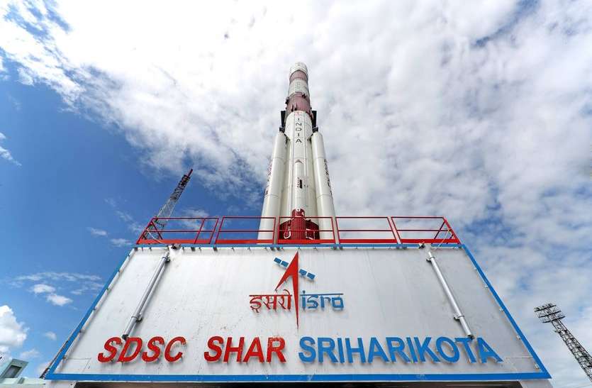 sdsc.jpg लांच पैड पर लौटने में इसरो को लग सकता है लंबा वक्त