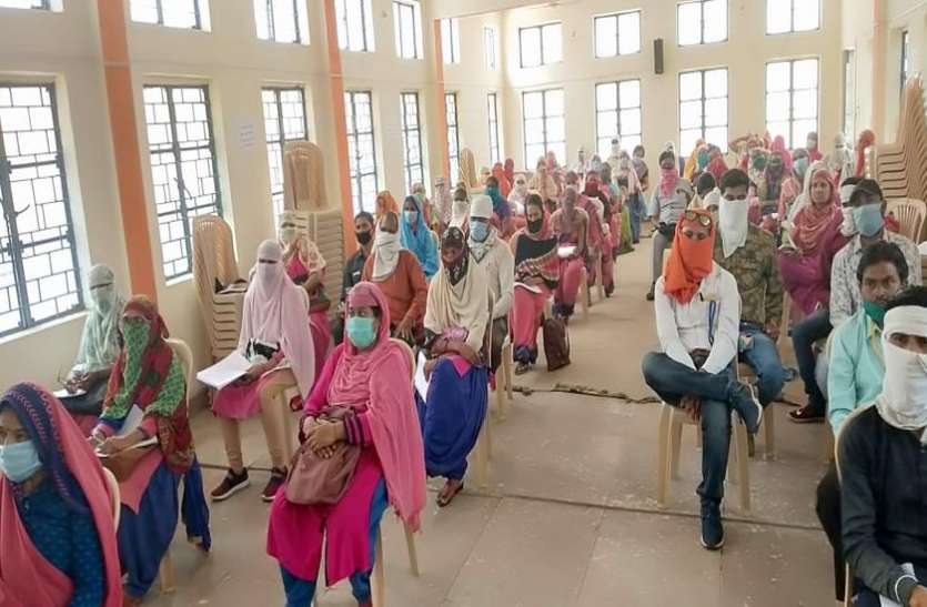 घर-घर जाकर संदिग्धों की करेंगे पहचान घर-घर जाकर संदिग्धों की करेंगे पहचान