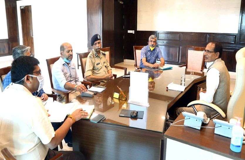 अब प्रदेश में उद्योग स्थापित करना और अधिक आसान होगा अब प्रदेश में उद्योग स्थापित करना और अधिक आसान होगा