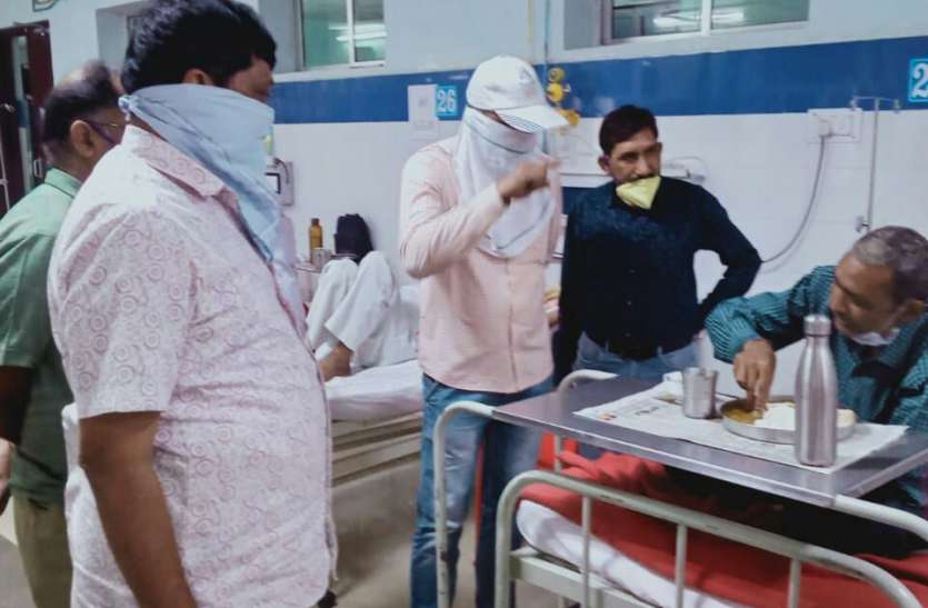 भिलाई इस्पात संयंत्र का ठेका श्रमिकों के हाथ में क्रेन देना गलत भिलाई इस्पात संयंत्र का ठेका श्रमिकों के हाथ में क्रेन देना गलत