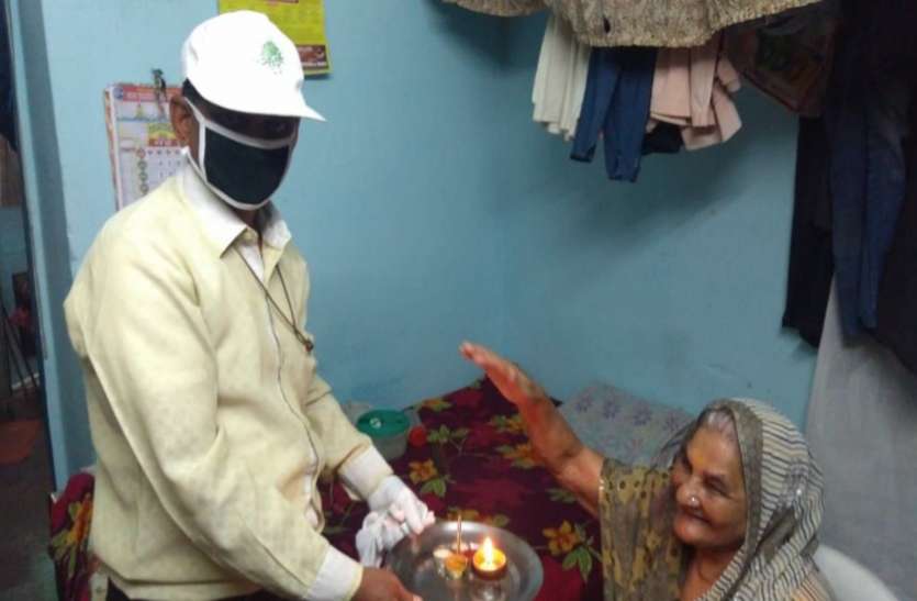 ma सोशल मीडिया में दिखा मां का विभिन्न रूप