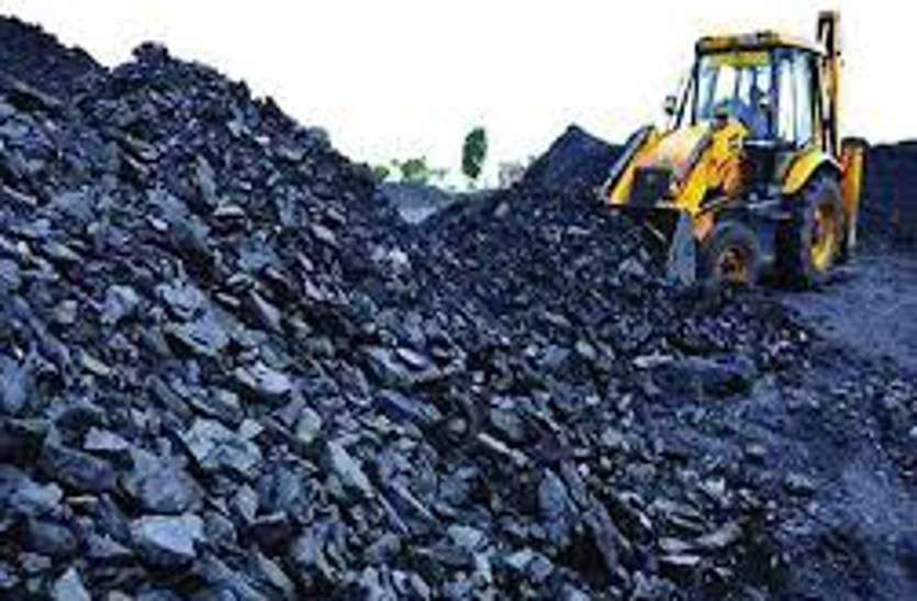 छत्तीसगढ़ ने केंद्र सरकार से मांगा कोयला लेवी के 4140 करोड़, मुख्यमंत्री ने केंद्रीय कोयला मंत्री को लिखा पत्र छत्तीसगढ़ ने केंद्र सरकार से मांगा कोयला लेवी के 4140 करोड़, मुख्यमंत्री ने केंद्रीय कोयला मंत्री को लिखा पत्र