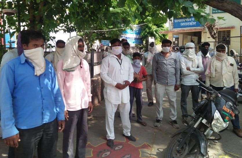 पिकअप की टक्कर से युवक की मौत, भाई ने दर्ज कराई प्राथमिकी पिकअप की टक्कर से युवक की मौत, भाई ने दर्ज कराई प्राथमिकी