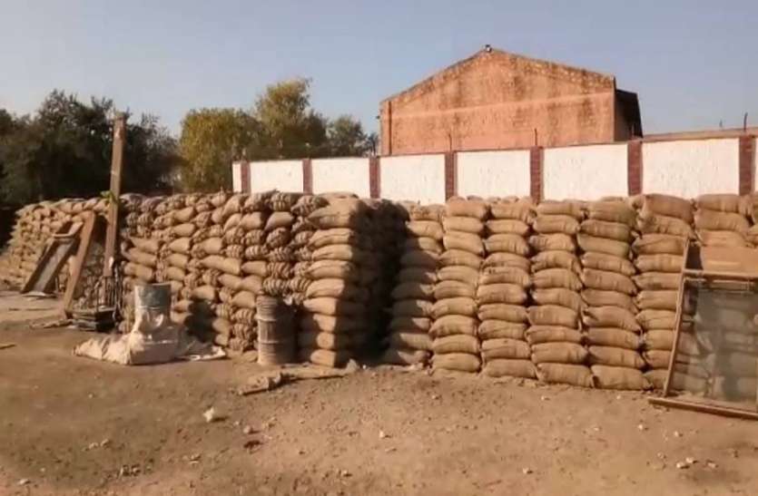 ashok gehlot government imposed krishi kalyan fees पड़ोसी राज्यों से ज्यादा कर, फिर भी गहलोत सरकार ने थोप दिया नया कृषि कल्याण कर