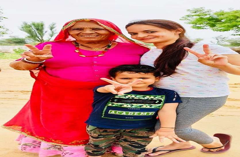 Mother's Day 2020 : घर में दौड़ कर सेलिब्रेट किया मदर्स डे Mother's Day 2020 : घर में दौड़ कर सेलिब्रेट किया मदर्स डे