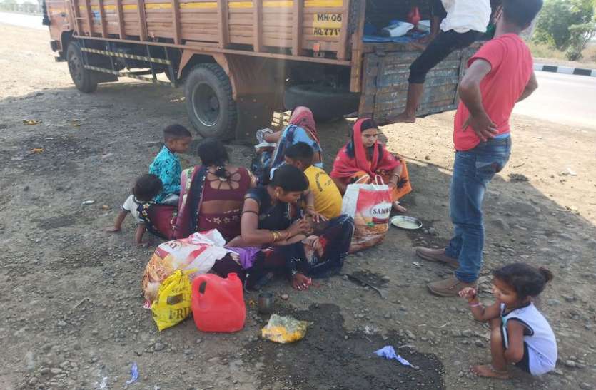 हर किसी का एक ही सपना, बस अपने घर तक पहुंच जाएं हर किसी का एक ही सपना, बस अपने घर तक पहुंच जाएं
