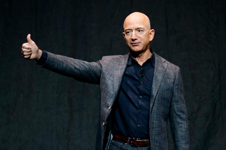 Jeff Bezos will Leave as Amazon CEO, this man will command