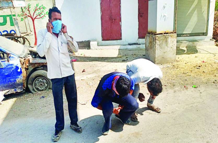 Lockdown Violation: Case Passed in 188 for Over Two Dozen People लॉकडाउन का उल्लंघन : दो दर्जन से अधिक लोगों पर प्रकरण दर्ज