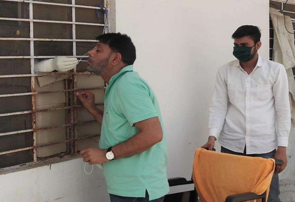 महुवा विधायक ओमप्रकाश हुड़ला को किया होम क्वारंटीन, लिया सैम्पल