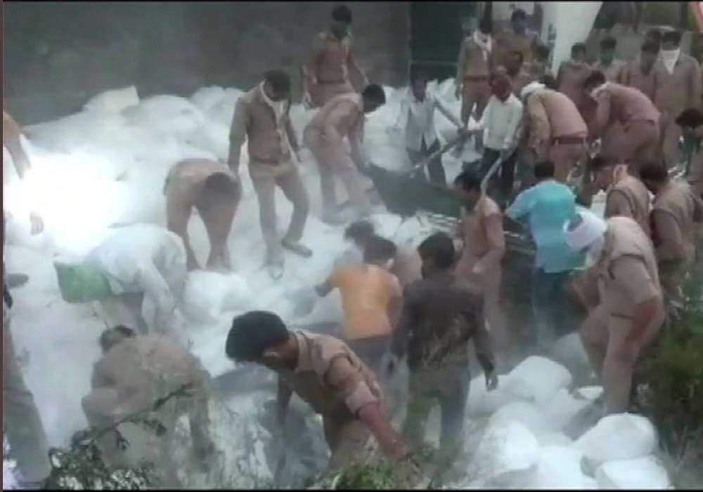 औरैया हादसा: मरने वालों में अधिकतर बिहार और झारखंड के, नींद में था ट्रक का ड्राइवर