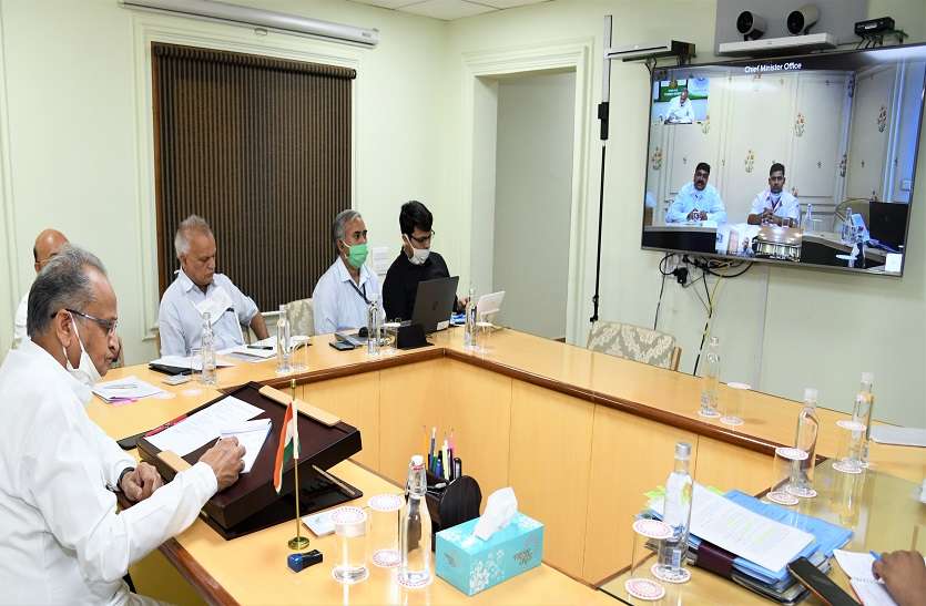 Workers will be mapped , labor employment exchange will be made प्रदेश में श्रमिकों की होगी मैपिंग, बनेगा लेबर एम्पलॉयमेंट एक्सचेंज