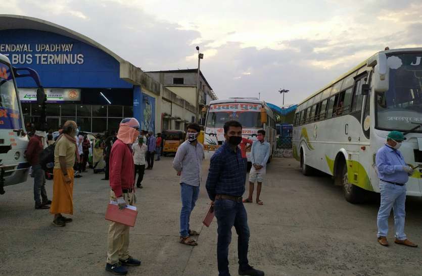 isbt1.jpg अब जबलपुर से भी सफर का श्रीगणेश...12 शहरों के लिए दौड़ीं बसें