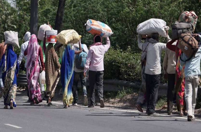 प्रवासी मजदूरों की पीडा पर कोर्ट अब भी रहा चुप तो यह कोर्ट की असफलता होगी—आंध्रप्रदेश हाईकोर्ट प्रवासी मजदूरों की पीडा पर कोर्ट अब भी रहा चुप तो यह कोर्ट की असफलता होगी—आंध्रप्रदेश हाईकोर्ट