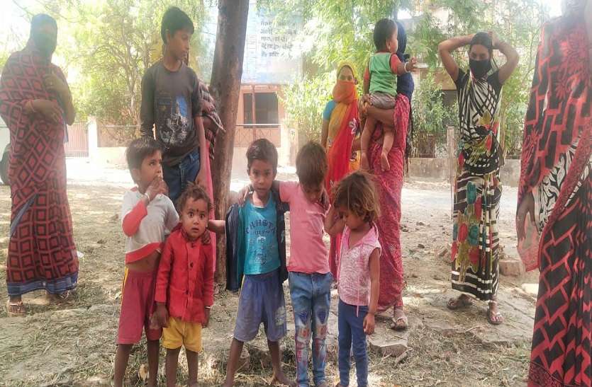 पॉजिटिव केस में बागसेवनियां टॉप पांच में, होशंगाबाद रोड की कॉलोनियों के लिए अलार्म, जाटखेड़ी तक पहुंचा कारोना पॉजिटिव केस में बागसेवनियां टॉप पांच में, होशंगाबाद रोड की कॉलोनियों के लिए अलार्म, जाटखेड़ी तक पहुंचा कारोना
