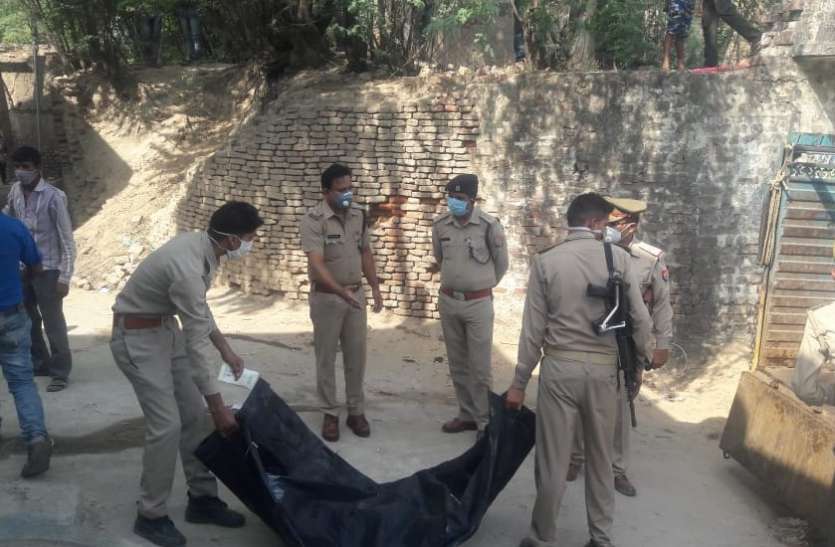 Police अगले महीनेे होनी थी युवती की शादी, आज सुबह छत पर मिला शव