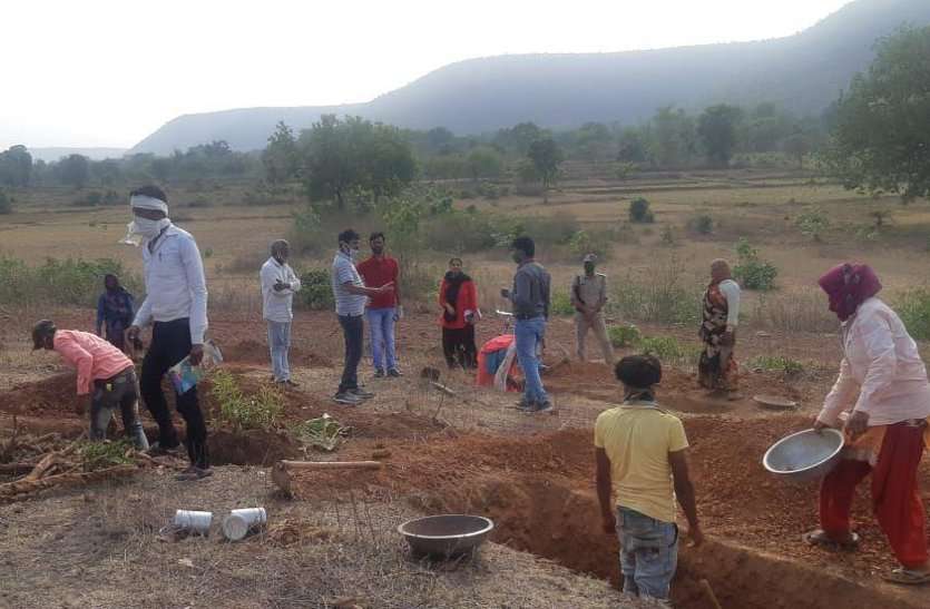MNREGA operational in 2 thousand panchayats, 1.31 lakh laborers work Good news : 2 हजार पंचायतों में मनरेगा चालू, प्रतिदिन 1.31 लाख मजदूरों को काम