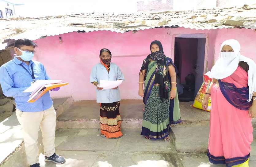 कोरोना का डर भगाने की नई व्यवस्था, अब मौके पर लेंगे सेम्पल, चार टीमों का गठन कोरोना का डर भगाने की नई व्यवस्था, अब मौके पर लेंगे सेम्पल, चार टीमों का गठन